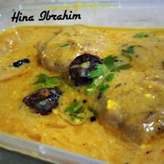 A picture of Kadhi pakorha.