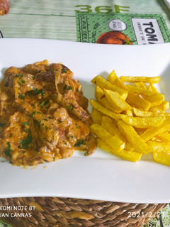 Una foto de Ternera en salsa Strogonoff
