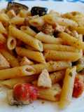 Penne con Melanzane, Pesce Spada, Pomodorini e Granella di Pistacchio di Bronte
