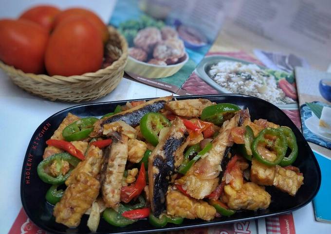 Resep Oseng Pindang Tongkol Tempe Cabe Gendot oleh Hadleny 