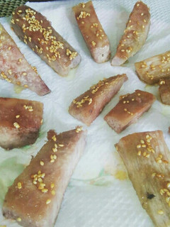 A picture of Sesame and honey covered nduma.