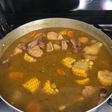 Sancocho de pollo y chuleta