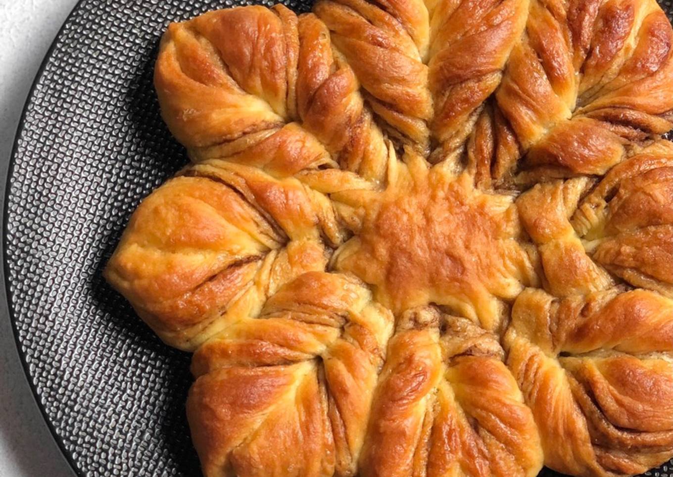 Cinnamon Star Bread