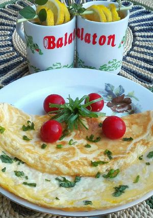 Sajtos omlett 🍳 recept fotója