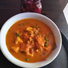 A picture of Matar paneer sabzi.