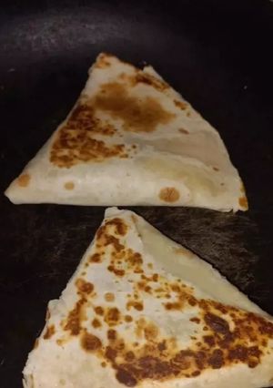 Una foto de Empanadas de pollo mandarín con masa de fajitas :)