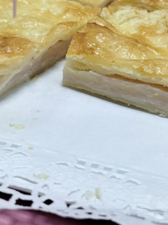 Una foto de Empanada de pavo y queso