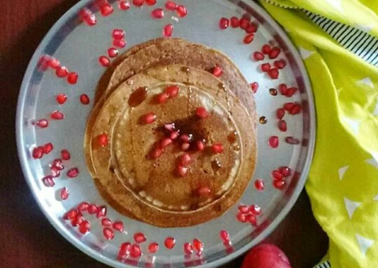 Recipe of Speedy Oats banana pancakes