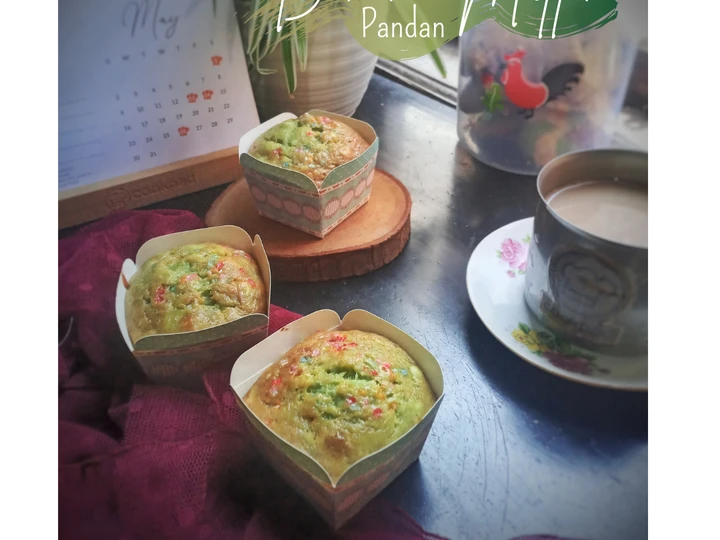 Langkah Gampang Membikin Resep  Banana Muffin Pandan yang Enak Banget, Sempurna