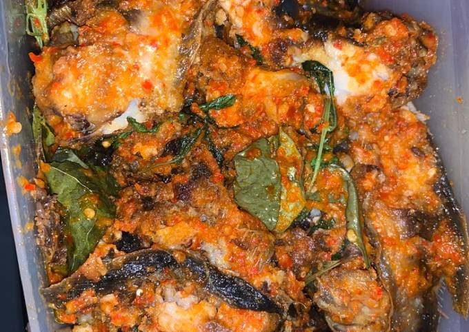 Resep Lele Balado Kemangi Oleh Dhea Hayashi Fazrin Cookpad