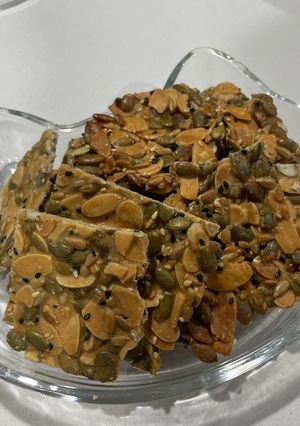 ｜烘焙｜杏仁堅果脆餅 的食譜成品照片