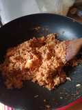 ข้าวผัดปลากระป๋องน้ำพริกกุ้งทรงเครื่อง