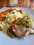 Pollo con guisantes y comino