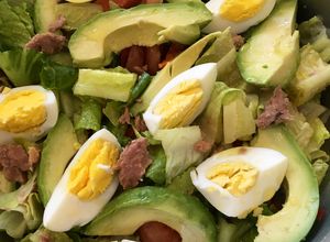 Una foto de Ensalada de atún
