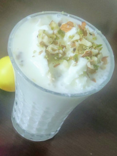 पंजाबी लस्सी (Punjabi lassi recipe in Hindi) रेसिपी मुख्य फोटो