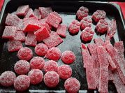Una foto de gomitas con azucar