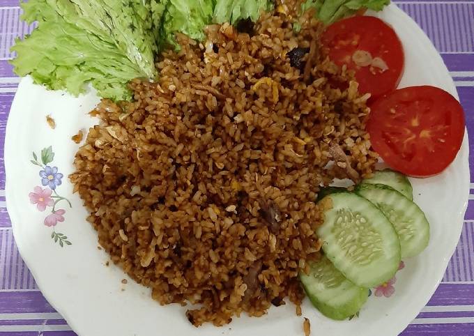 Nasi goreng bebek canai hijau nikmat