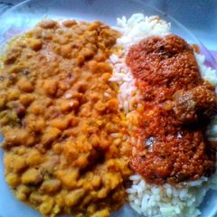 Ocean Porridge Beans and Curry Stew Rice A picture of Ocean Porridge Beans and Curry Stew Rice.