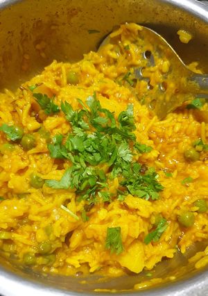 A picture of Daal masala khichadi.