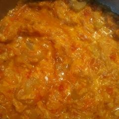A picture of Tomato and Apple Sauce.