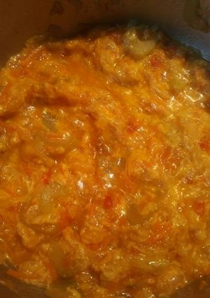 A picture of Tomato and Apple Sauce.