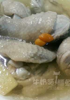 枸杞雞湯【電鍋料理】 的食譜成品照片
