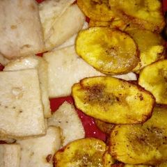 A picture of Fried yam and plantain.