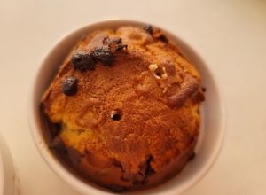 Una foto de Ponque de vainilla con chips de chocolate en Air fryer (Mi versión)