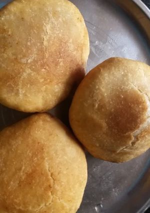 A picture of Kachori.