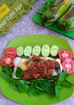 Foto resep Nasi Bakar Cumi Asin