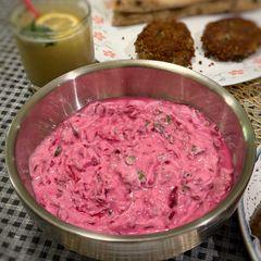 A picture of Beetroot Raita.
