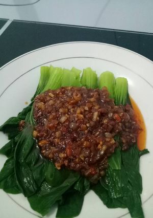 Foto resep Pokcoy siram bawang putih daging cincang