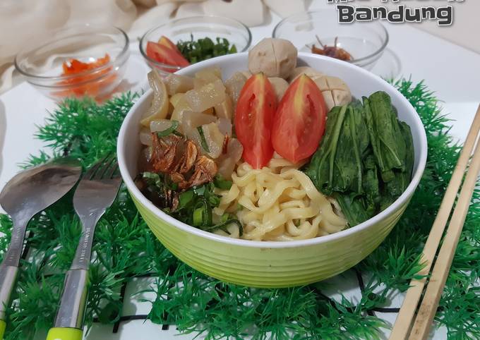 Mie Kocok Bandung