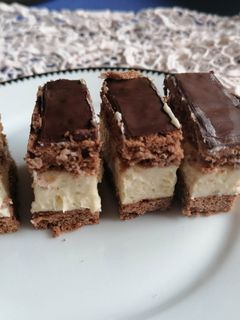 Mézes kinder szelet recept fotója