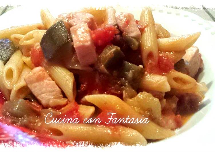 Penne con pesce spada e melanzane