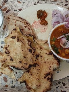 પંજાબી છોલે (Punjabi Chole Recipe In Gujarati) રેસીપી મુખ્ય ફોટો