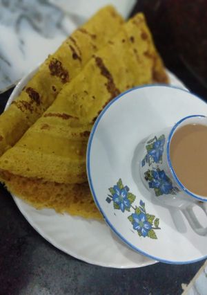 બેસનના પૂડલા(Besan chilla recipe in Gujarati) રેસીપી મુખ્ય ફોટો