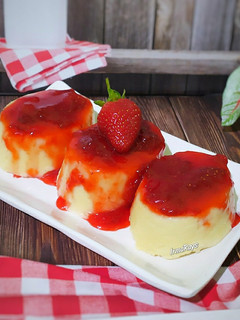 Foto resep Strawberry Cheese Cake Praktis