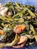 Tumis kangkung kerang sederhana
