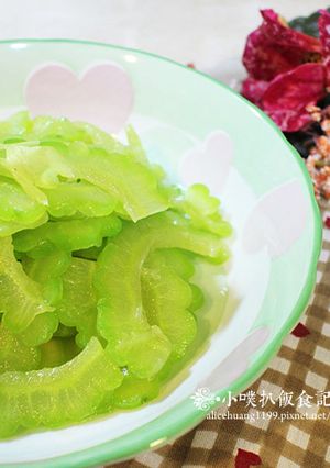 涼拌苦瓜 的食譜成品照片
