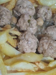 صورة لوصفة كريات الدجاج بالصوص 😋