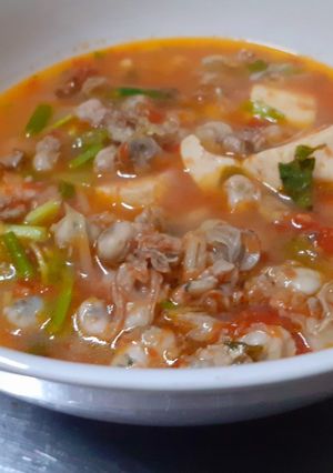 Hình của món Hà biển rim cà chua.