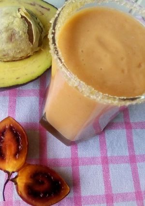 A picture of Mixed fruit smoothie.