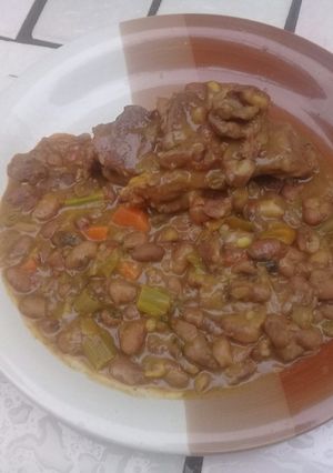 A picture of Brown beans with celery stew.