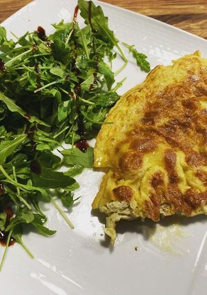 Une photo de Omelette gratinée au Saint Nectaire
