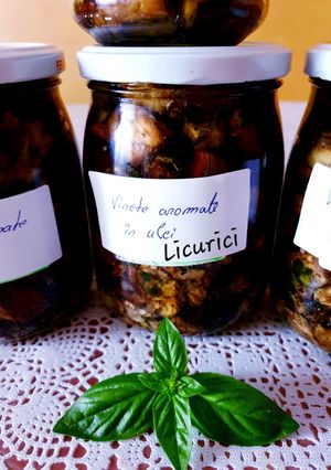 O poză a rețetei Vinete aromate în ulei.