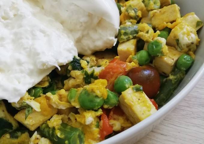 Poêlée de légumes / tofu / burrata 🤤