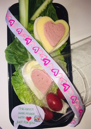 A picture of Three hearts ♥️.