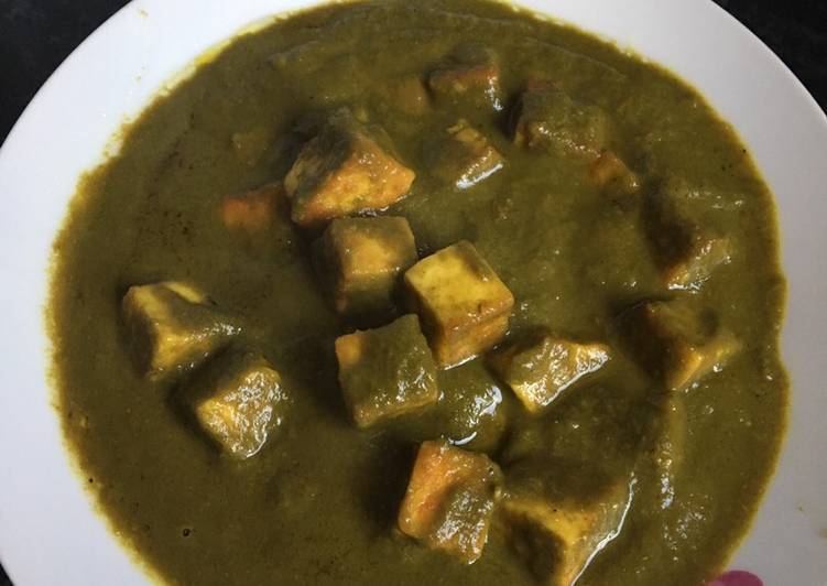 Recipe of Any-night-of-the-week Spinach paneer gravy