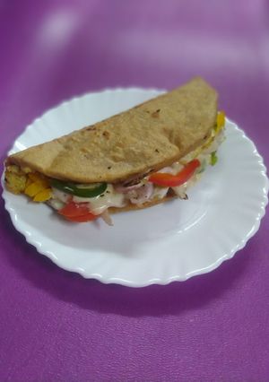 ইন্ডিয়ান চিসি টেকোস (indian tacos recipe in bengali) রেসিপির প্রধান ছবি